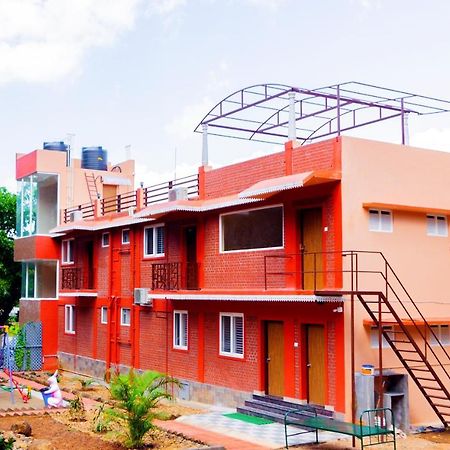 Laughing Waters Fine Stay Kuttālam Exterior foto